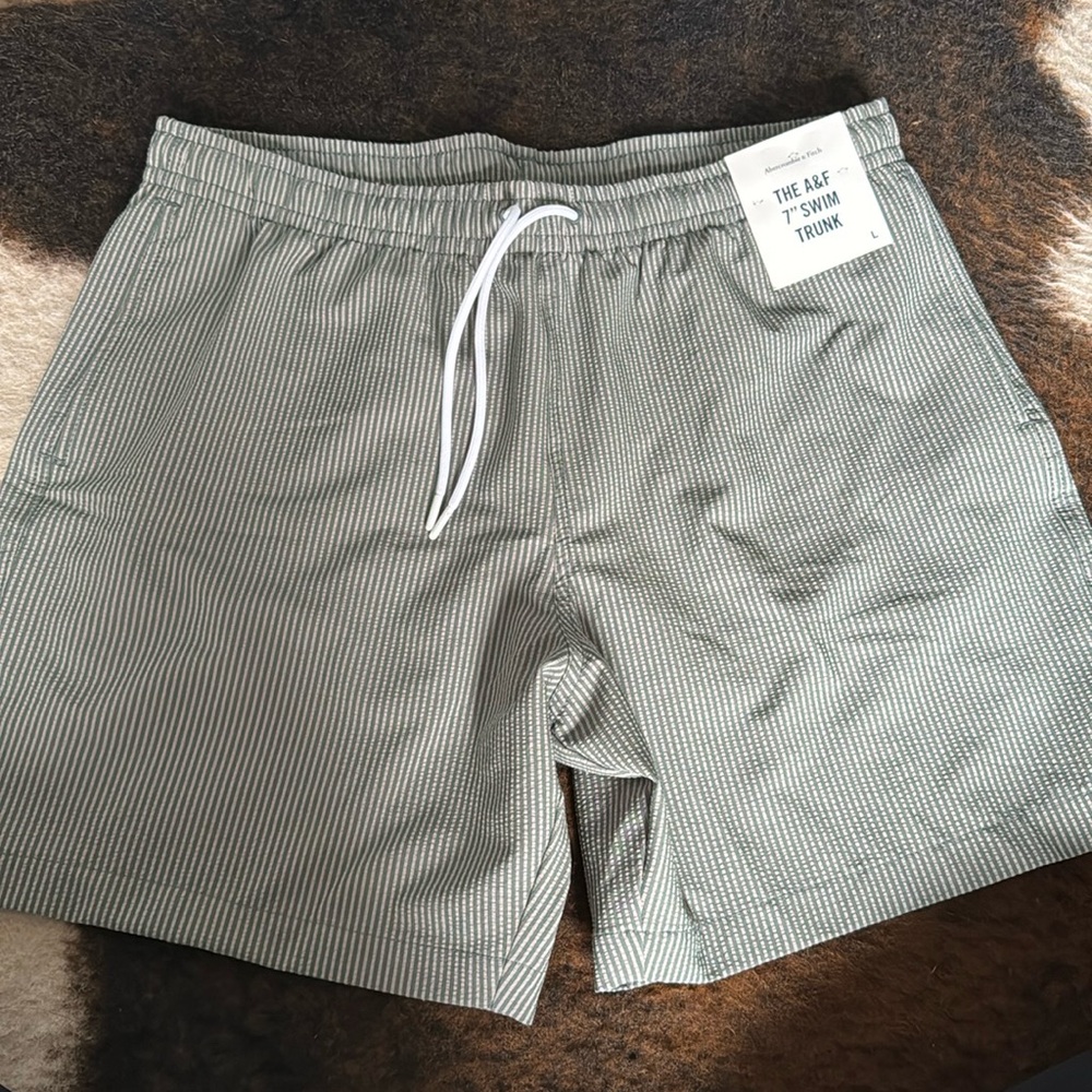 NWT A&F 7” Swim Trunks